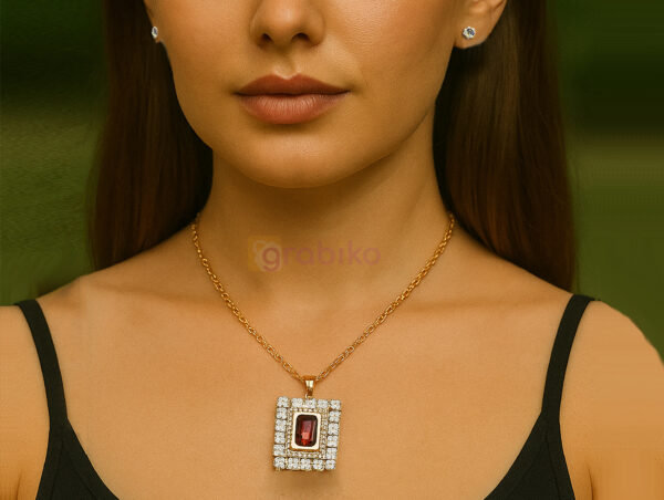 Gold plated necklace with 5 interchangeable stones and stud earrings